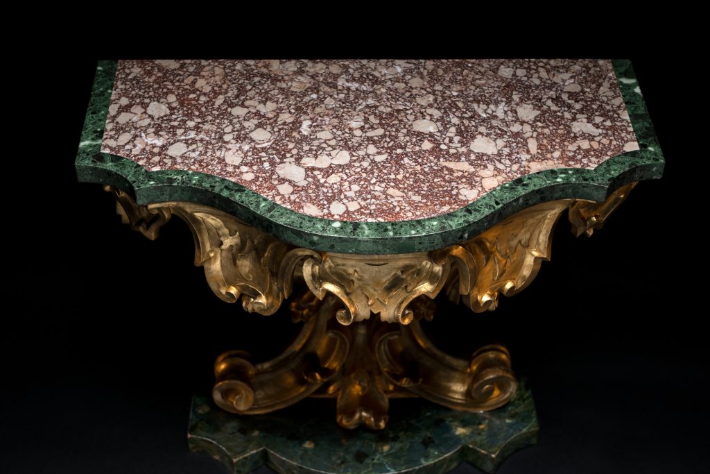 Un tavolo romano barocco